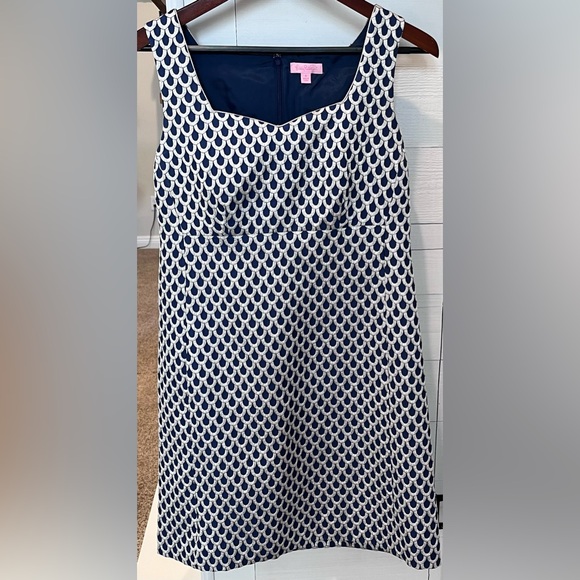Lilly Pulitzer Dresses & Skirts - Lilly Pulitzer Navy & Silver Shimmer Shift Dress size 8